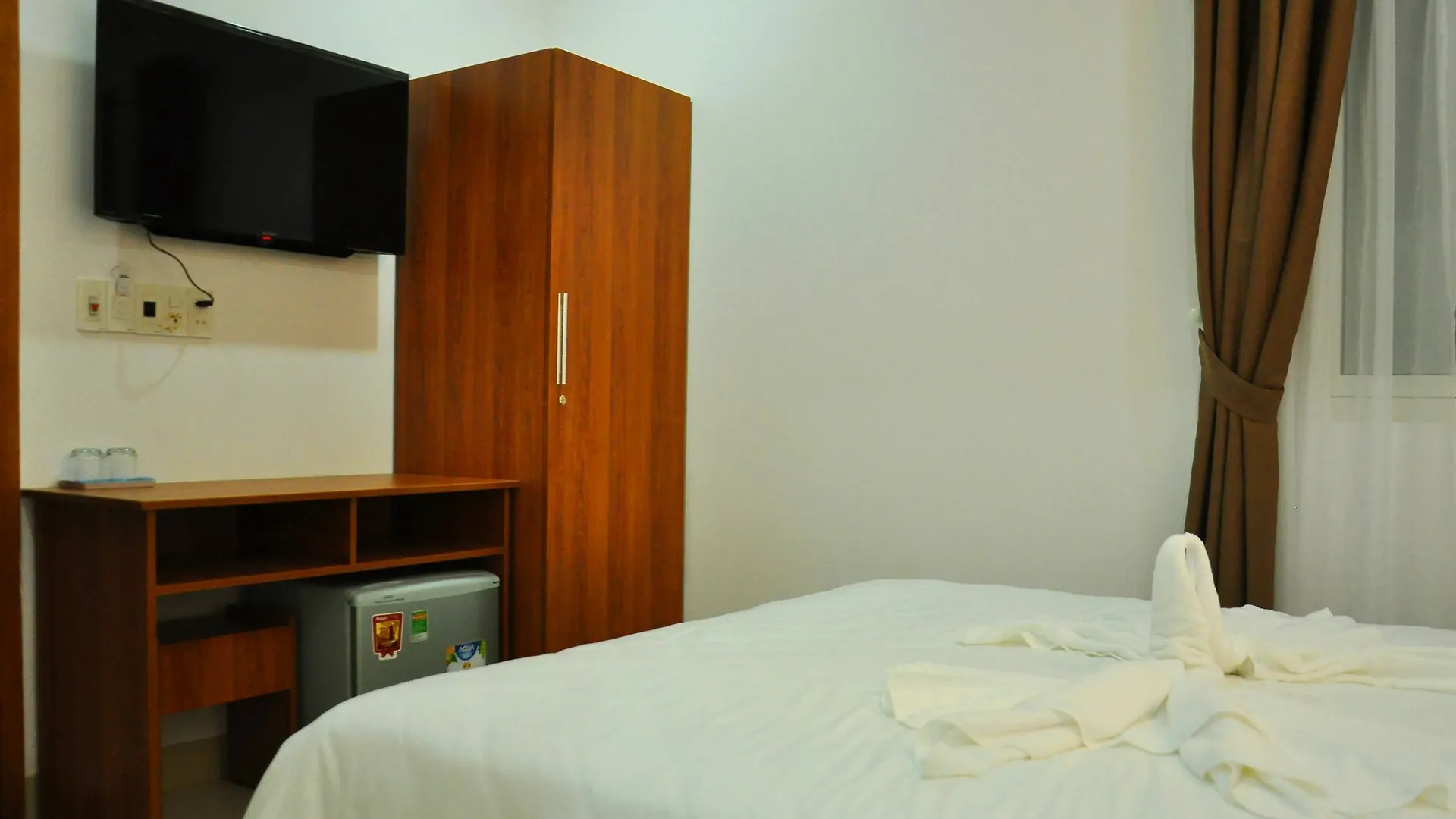 Van Tung Hotel Da Nang 2*,  Vietnam