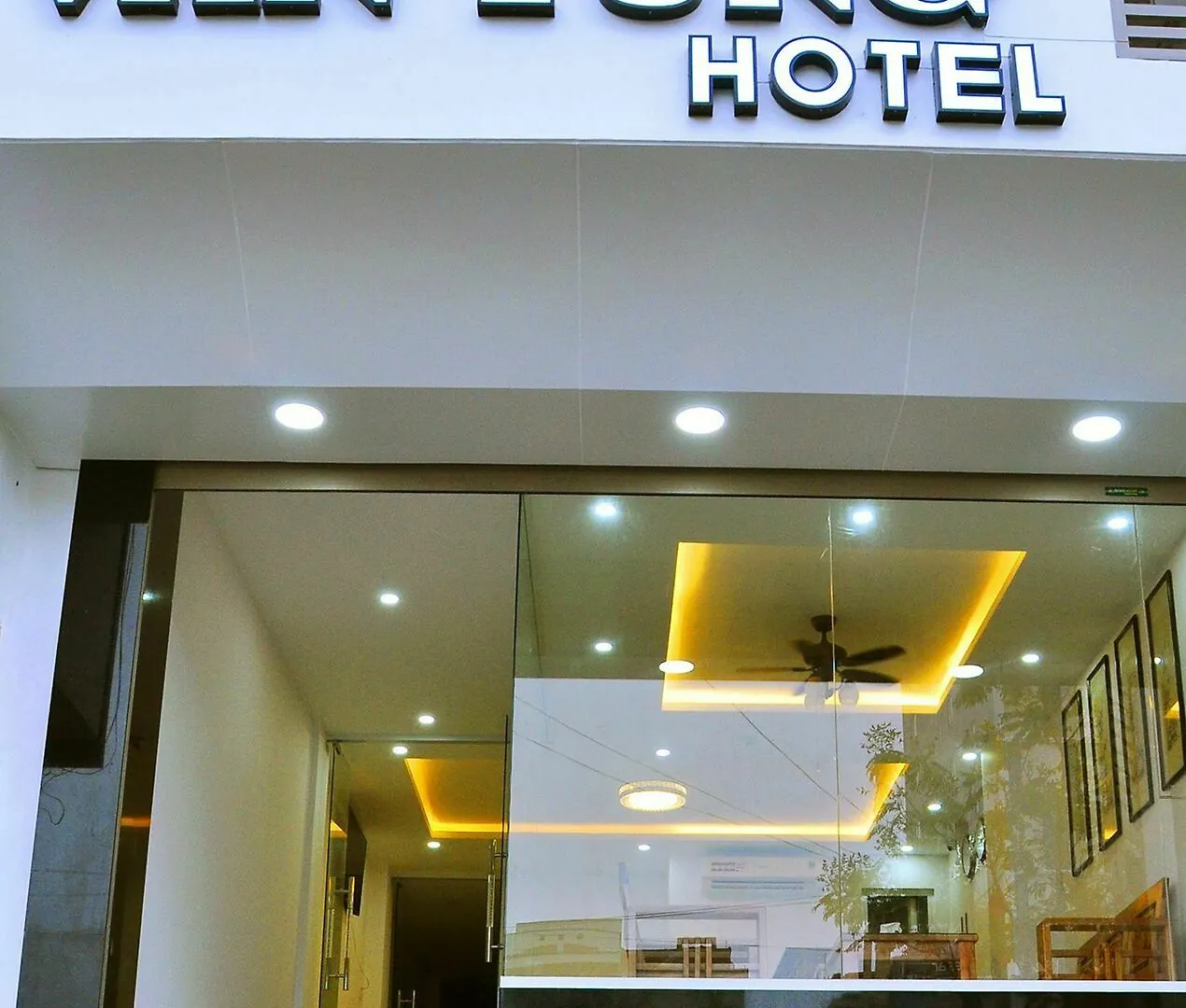 Van Tung Hotel Da Nang 2*,